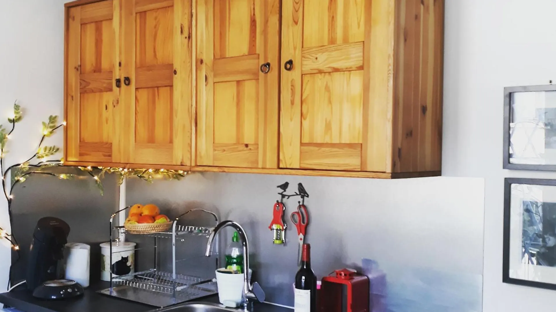 Homestay Paris Authentic House Metro 14 Station Hopital Bicetre, Rer B Gentilly Le Kremlin-Bicetre