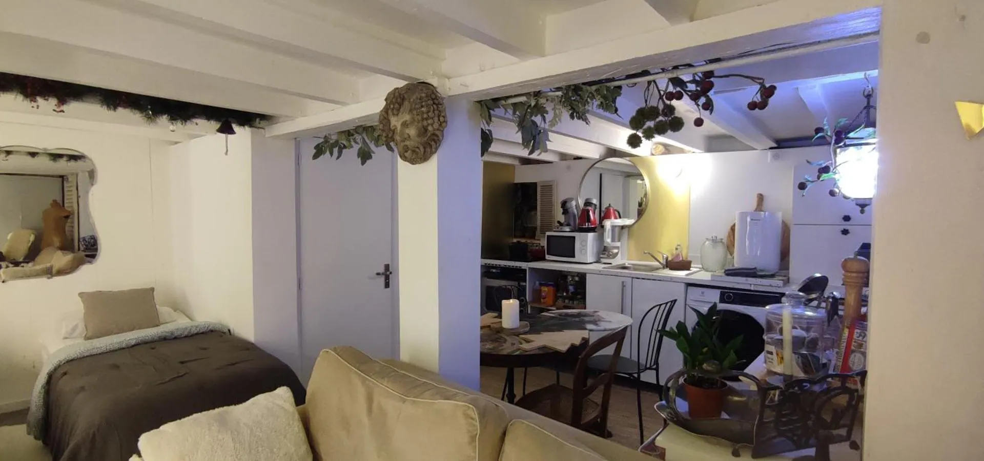 Homestay Paris Authentic House Metro 14 Station Hopital Bicetre, Rer B Gentilly Le Kremlin-Bicetre