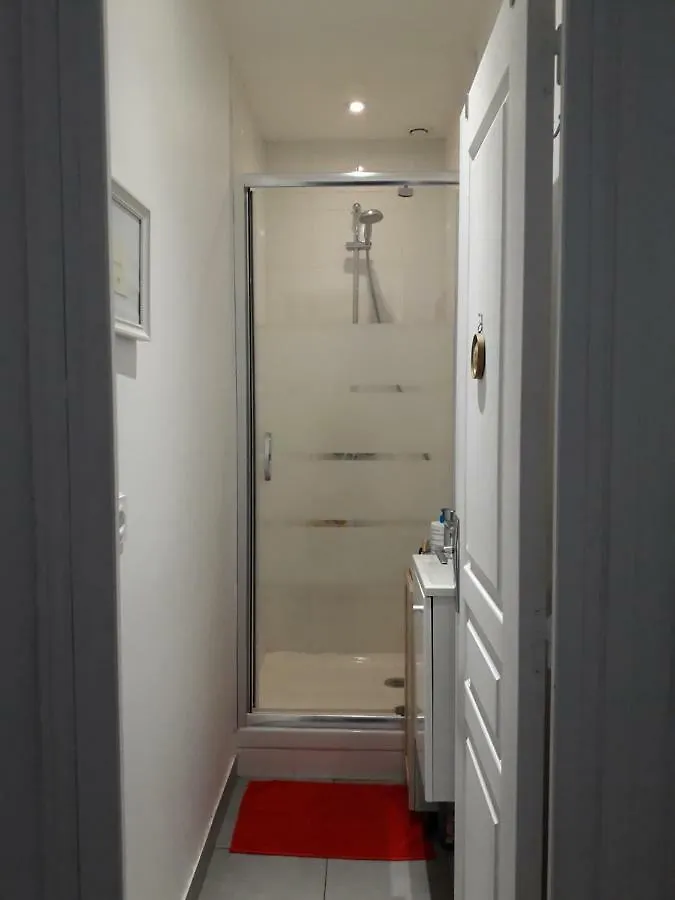 Paris Authentic House Metro 14 Station Hopital Bicetre, Rer B Gentilly *